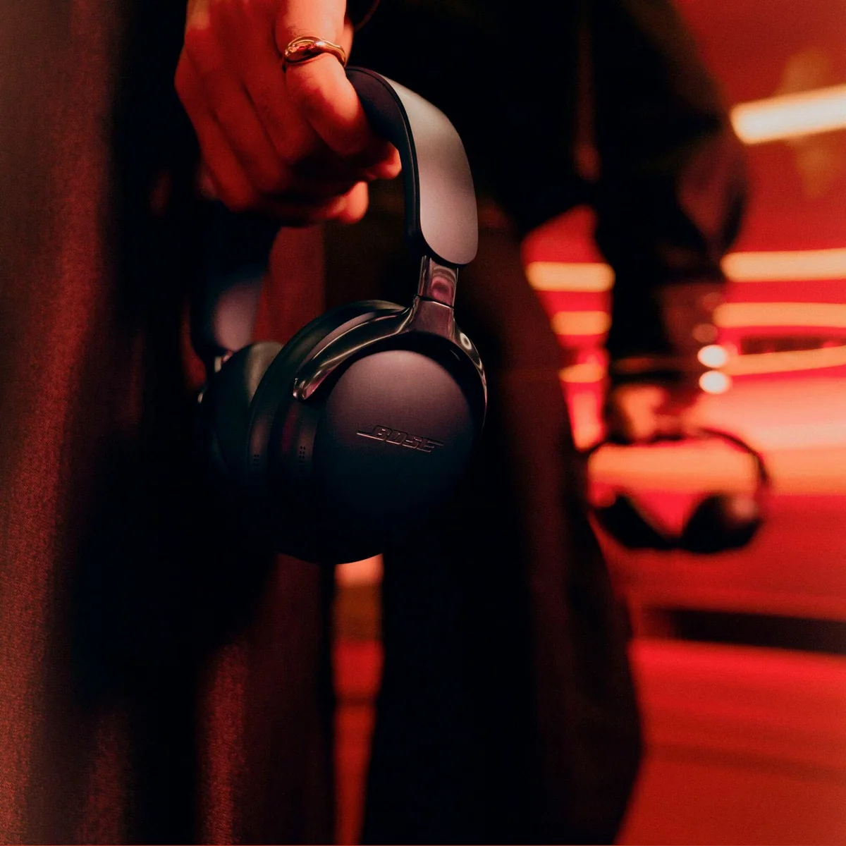 Bose QuietComfort Ultra (2. Gen) Over-Ear-Kopfhörer, Rauschunterdrückung, Multi-Point-Verbindung, intuitive Steuerung 4