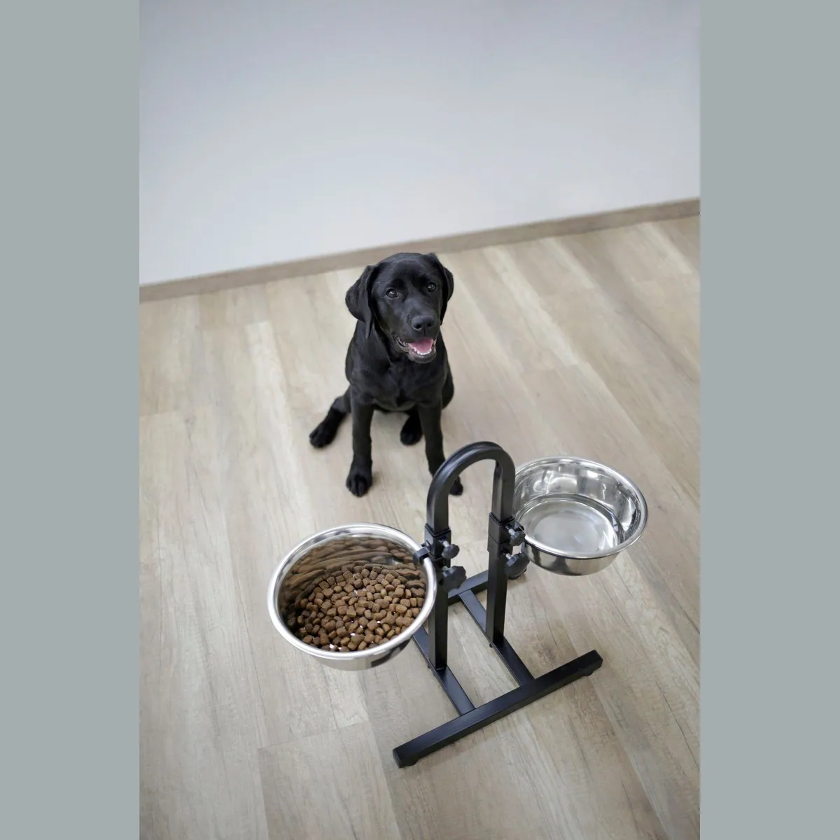 Kerbl Futterbar Deluxe, zwei Edelstahlnäpfe, höhenverstellbar, 52 cm 2