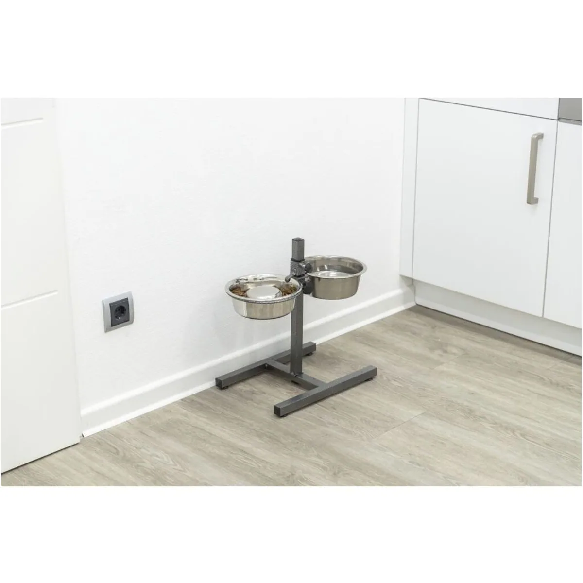 Trixie Napf Hundebar, Metall/Edelstahl, hohe Stabilität und elegantes Design 2