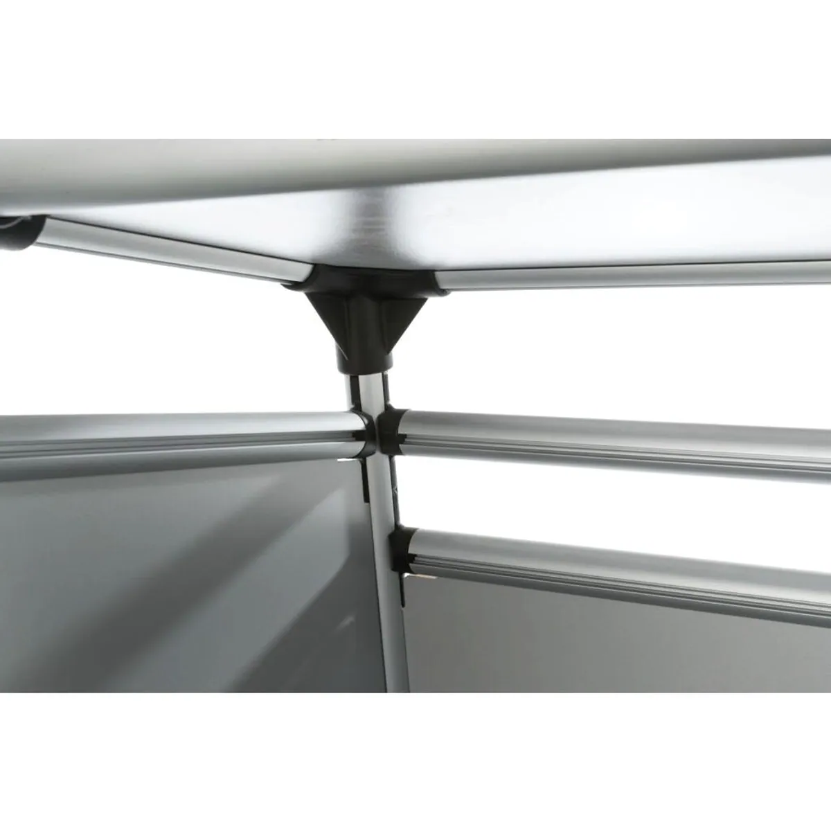 Trixie Transportbox, Aluminium — stabil, geräuscharm, optimaler Platznutzen 5