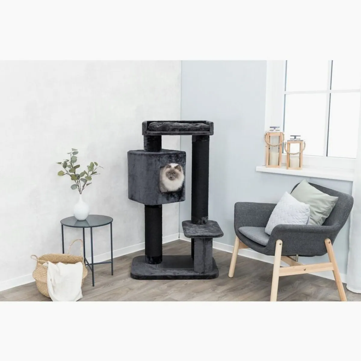 Trixie Kratzbaum XXL Izan, stilvolles Design, robuste Materialien, großzügige Liegeflächen 5